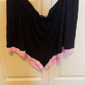 Elegant Black Pajama Shorts with Pink Trim